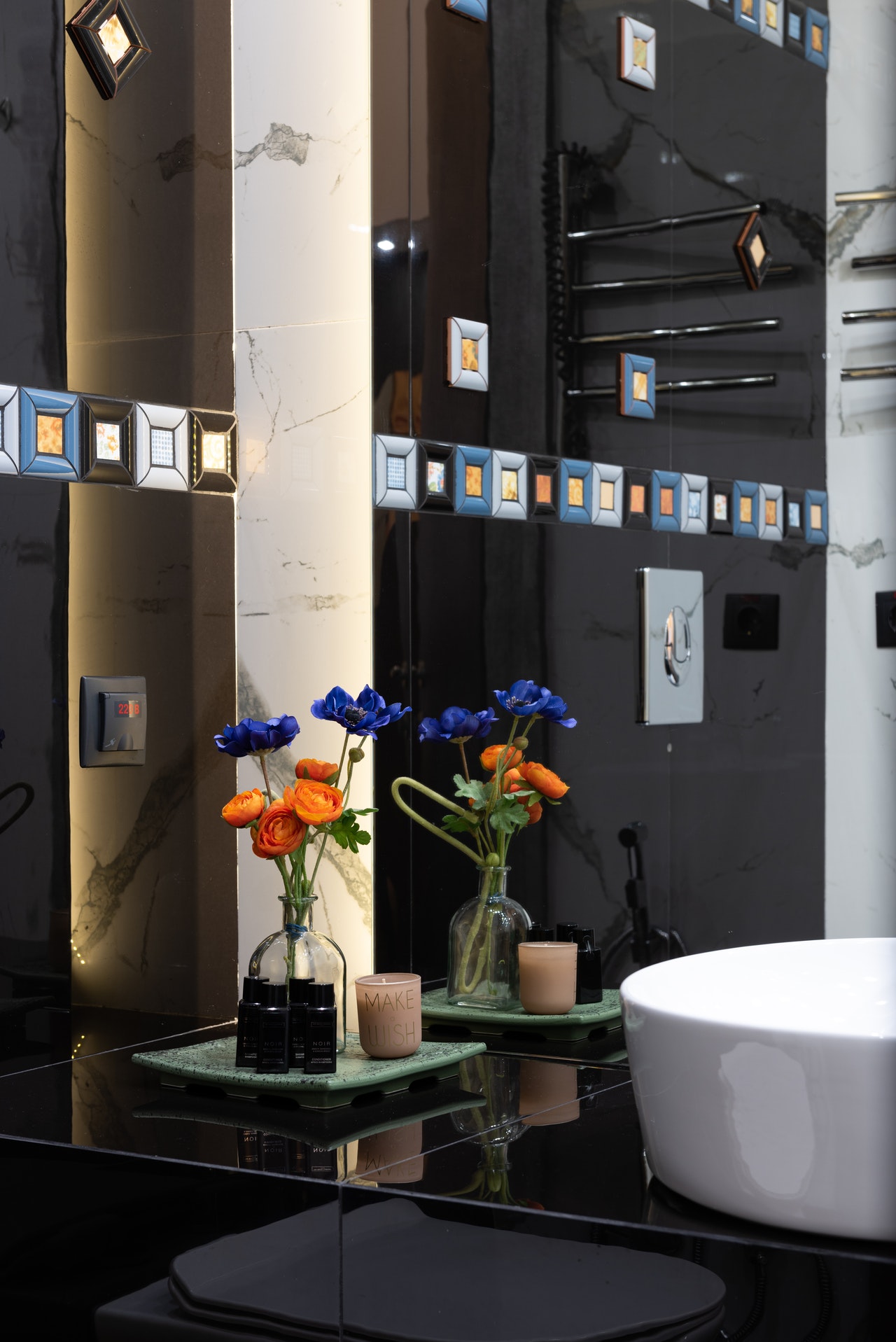 bathroom decorations