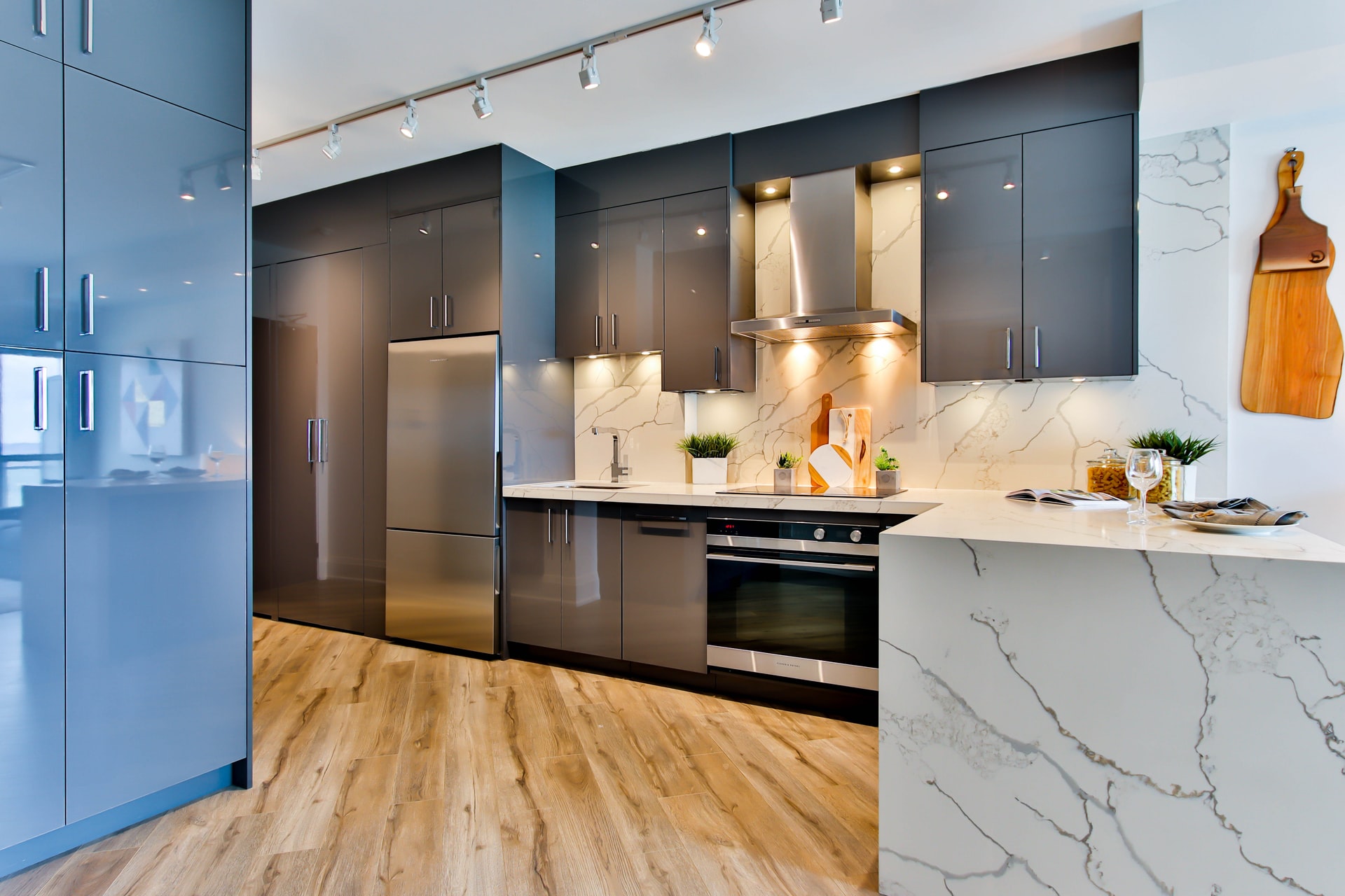 grey kitchen