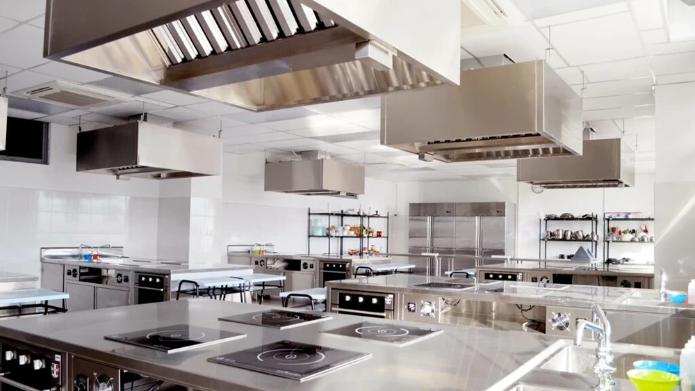Smart Kitchen for Professional Chefs: Revolutionizing Culinary Efficiency